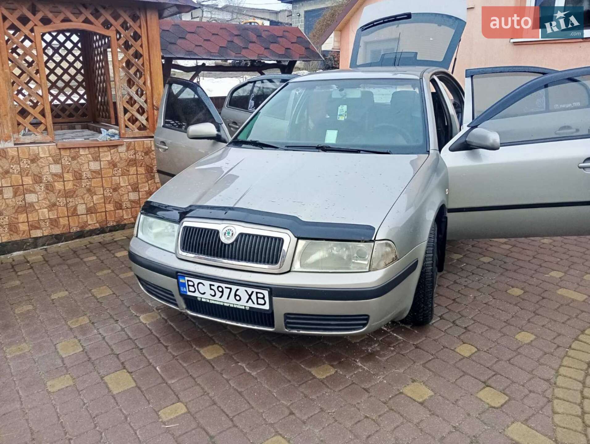 Головне фото звіту автомобіля SKODA OCTAVIA TOUR 2007