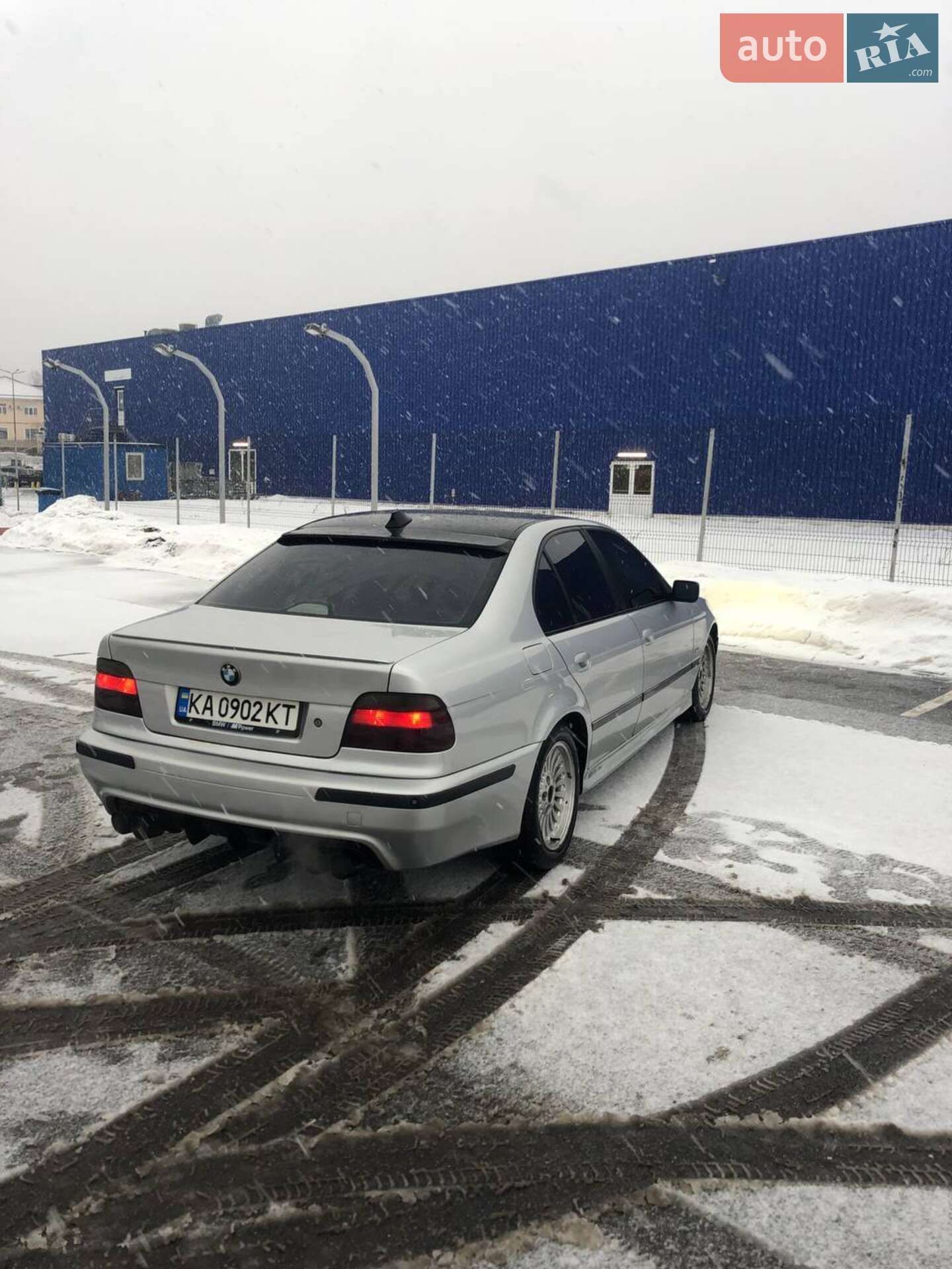 Головне фото звіту автомобіля BMW 528I 1999