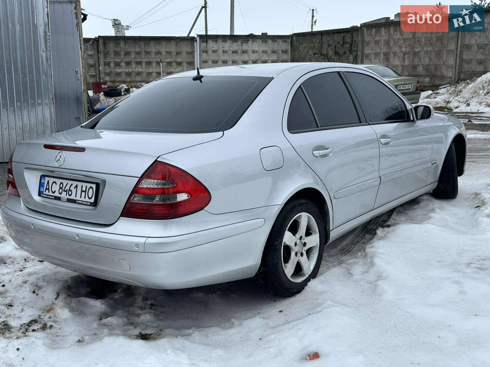 MERCEDES-BENZ E 200 CDI 2003