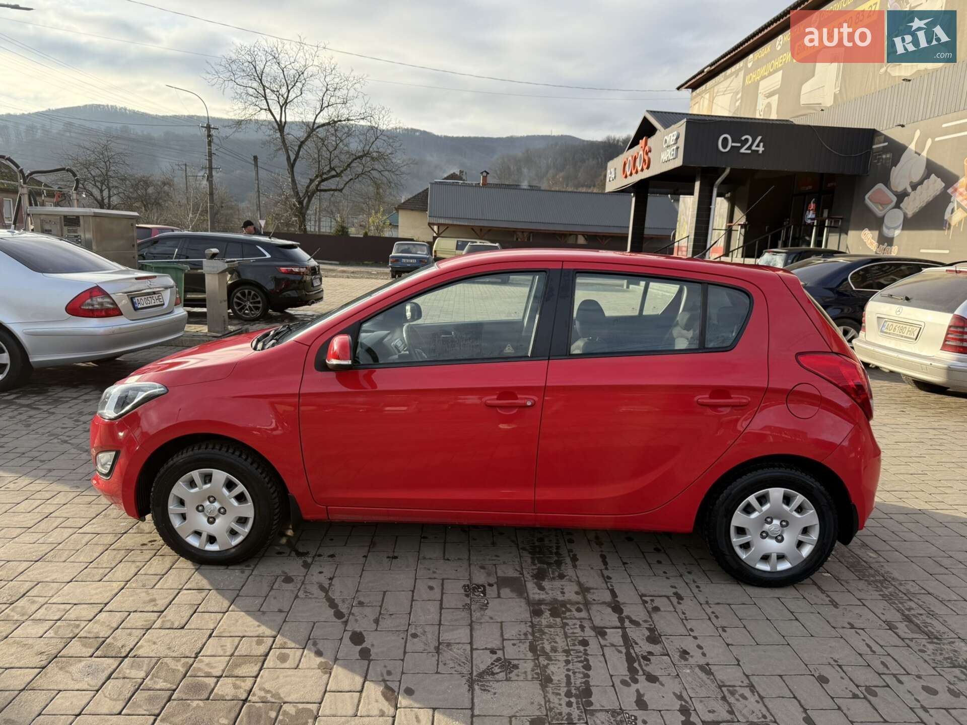 HYUNDAI I20 2012
