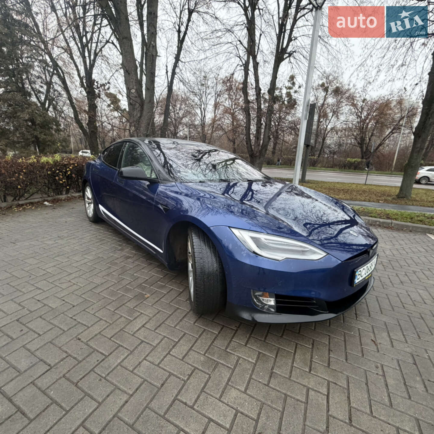 TESLA MODEL S 2019
