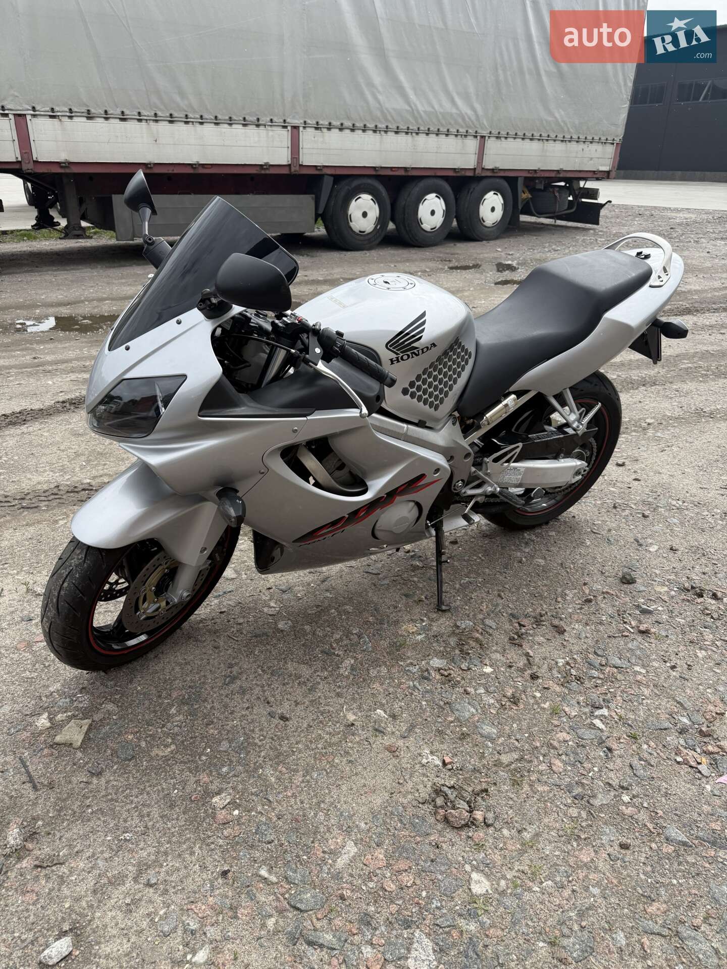 HONDA CBR 600F 2002