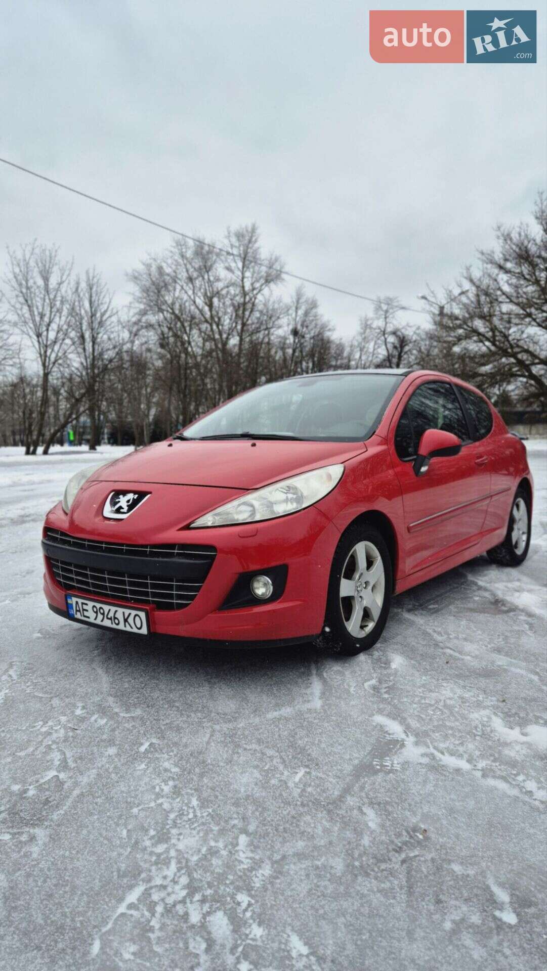 PEUGEOT 207 2012