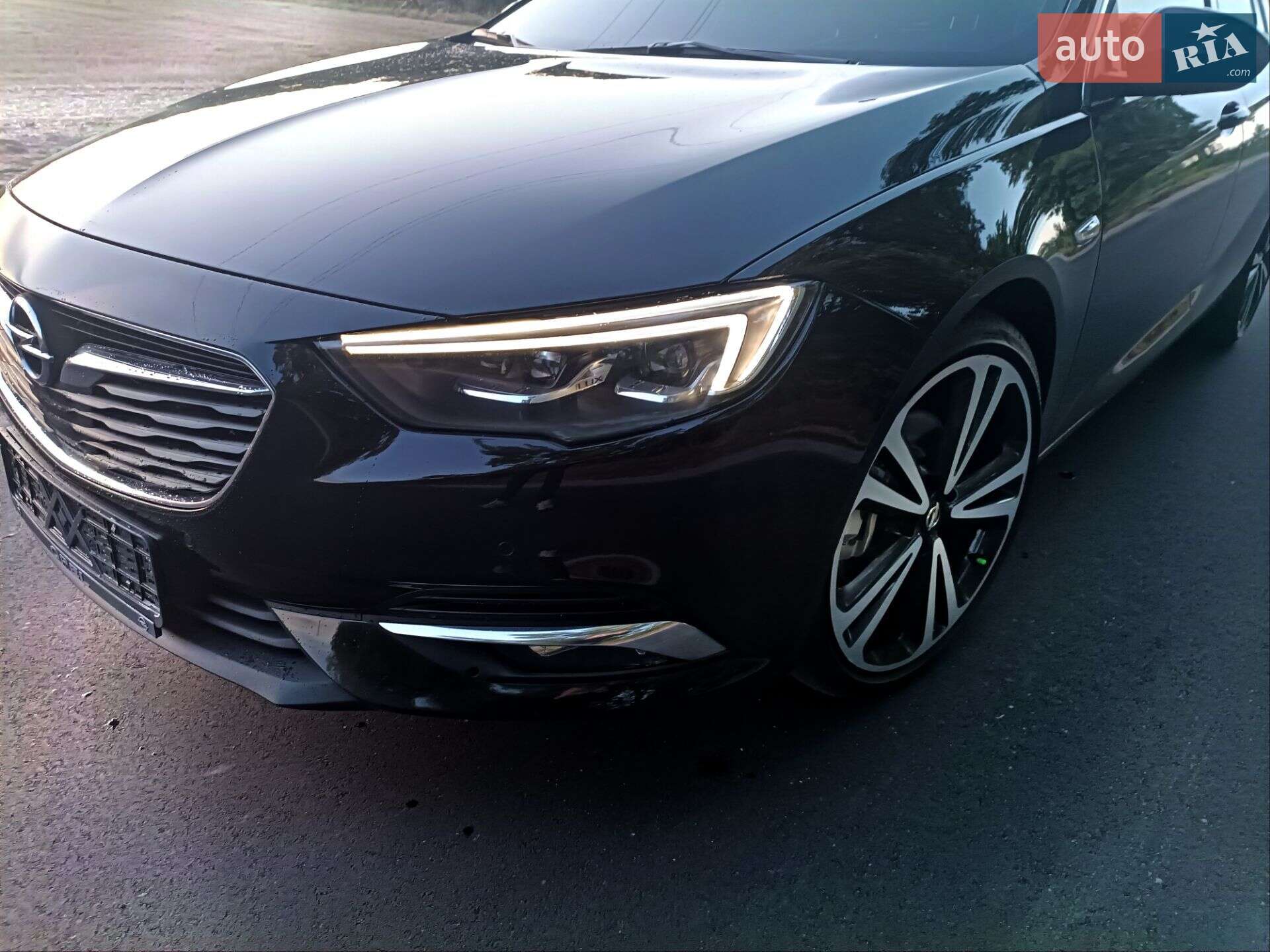 Головне фото звіту автомобіля OPEL INSIGNIA 2019