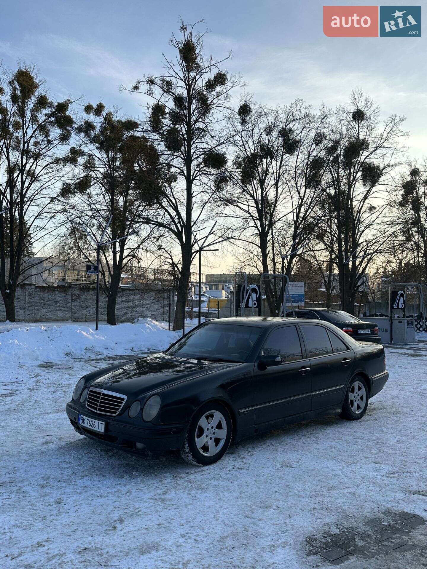 MERCEDES-BENZ 320 E 2000