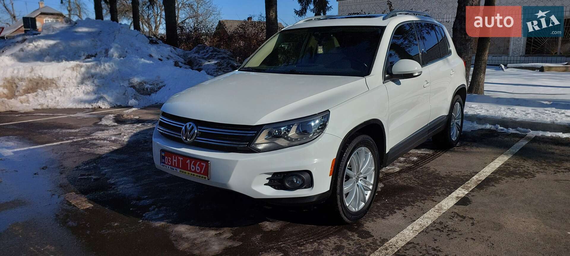 VOLKSWAGEN TIGUAN 2015