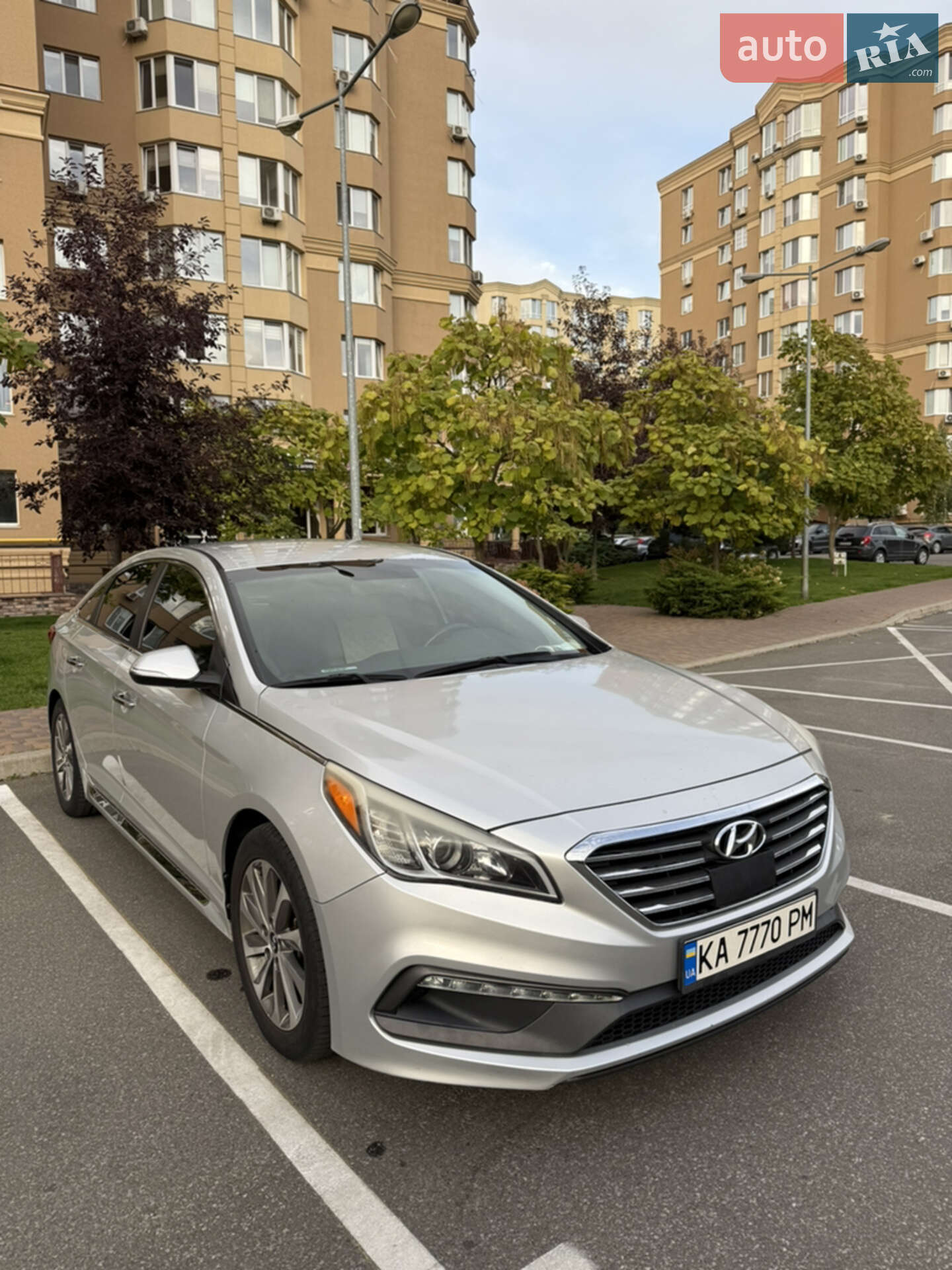 Головне фото звіту автомобіля HYUNDAI SONATA 2014