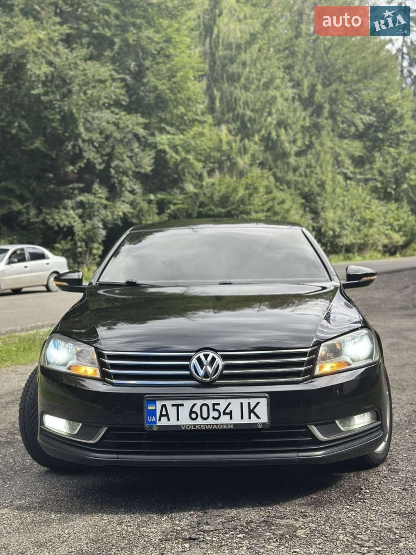 VOLKSWAGEN PASSAT 2011