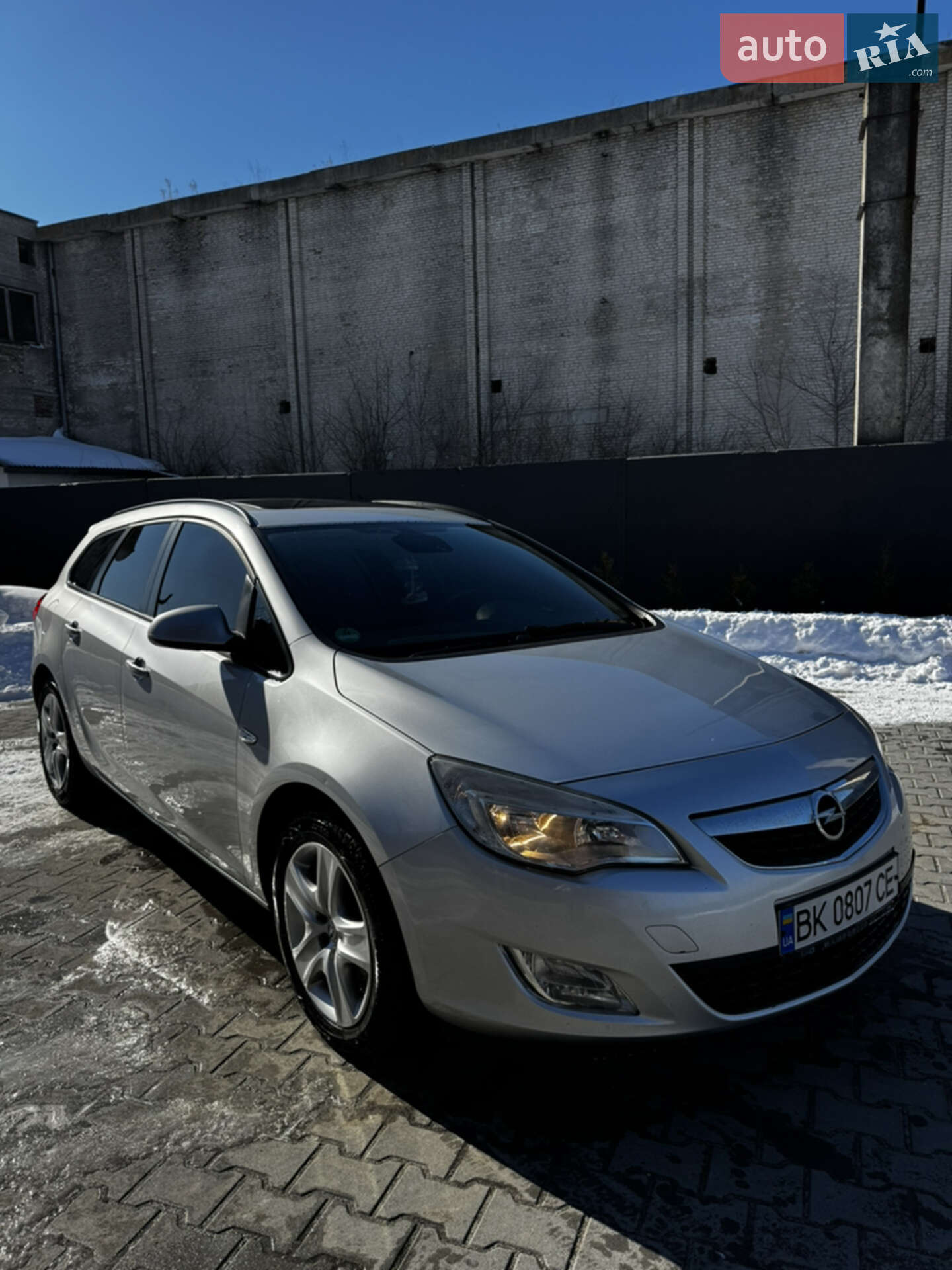 Головне фото звіту автомобіля OPEL ASTRA 2011