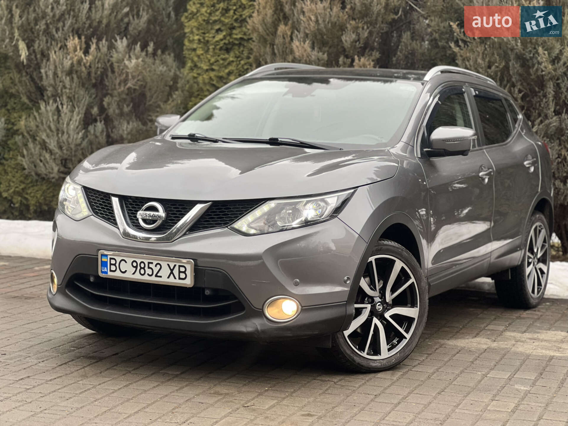 NISSAN QASHQAI 2015