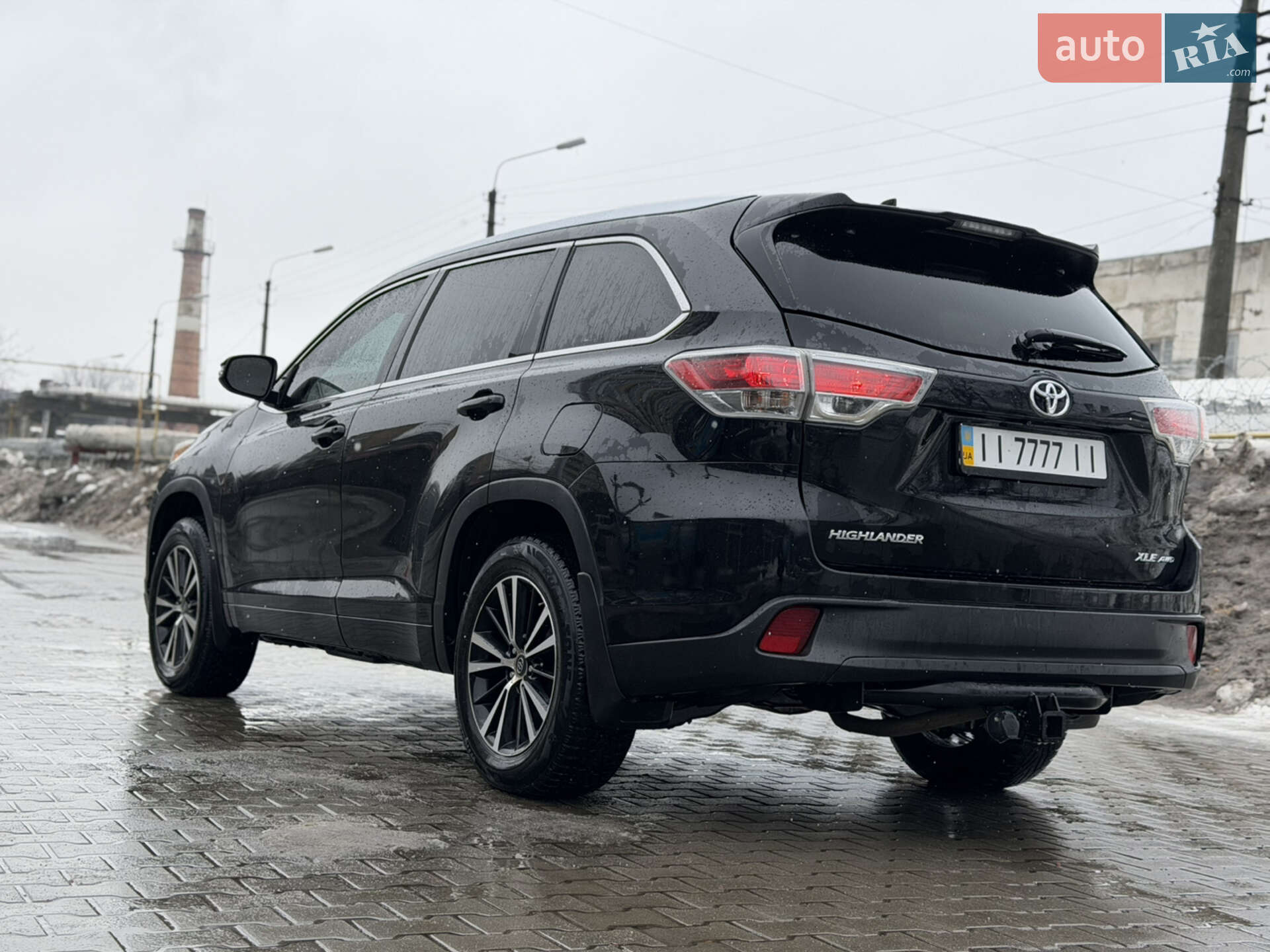 TOYOTA HIGHLANDER 2016