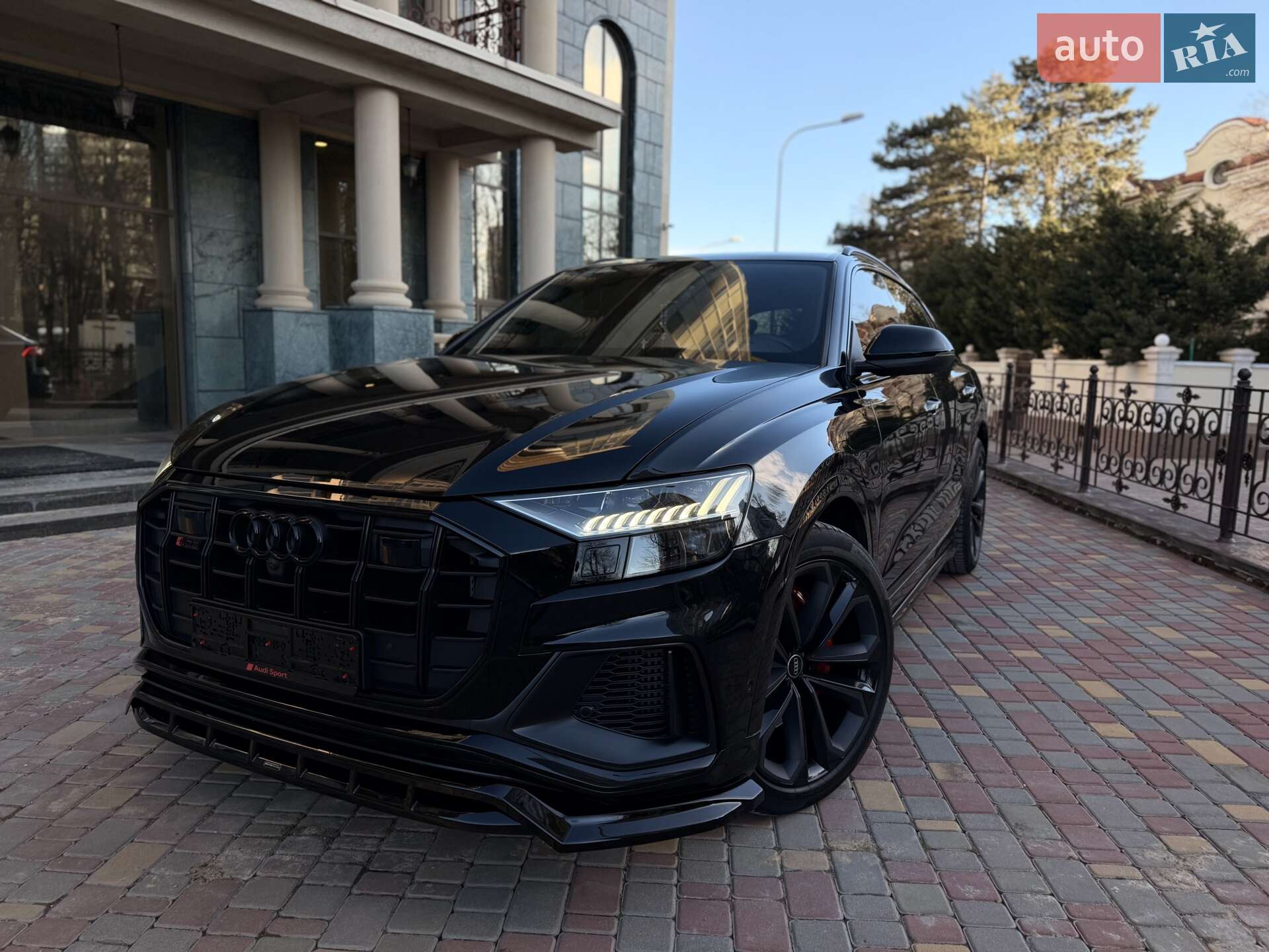 AUDI SQ8 2023