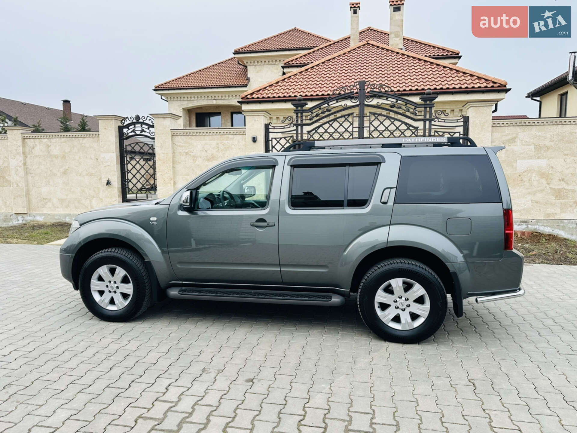 NISSAN PATHFINDER 2005