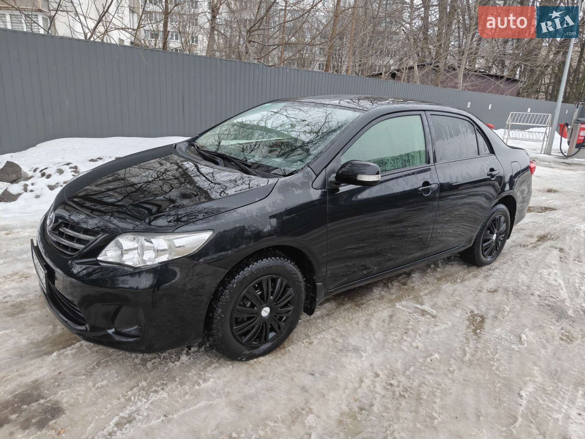 TOYOTA COROLLA 2011