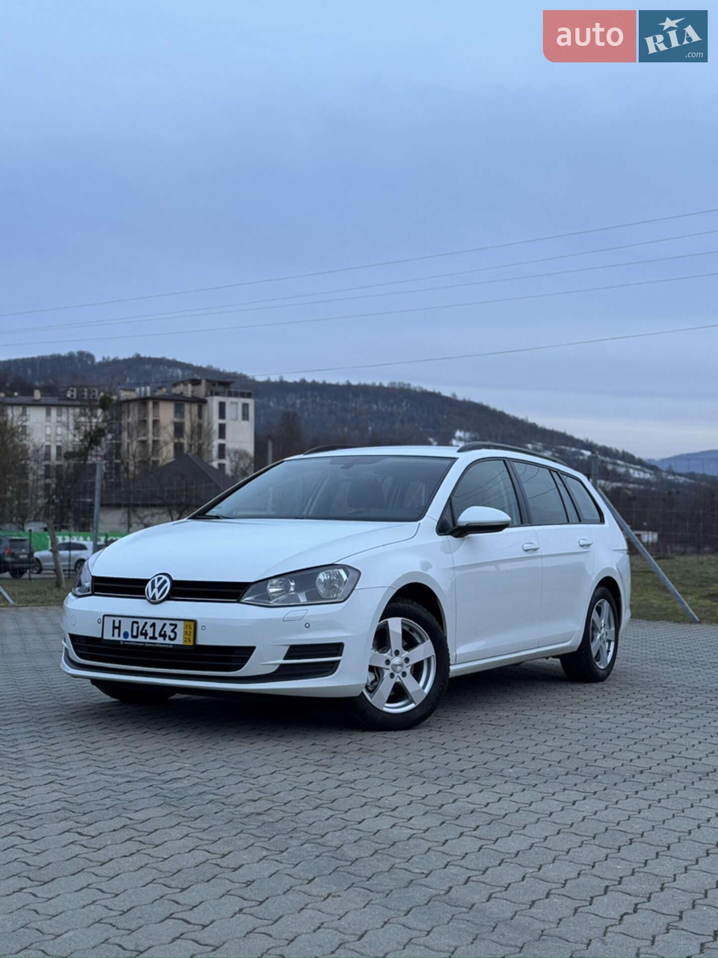 VOLKSWAGEN GOLF 2014