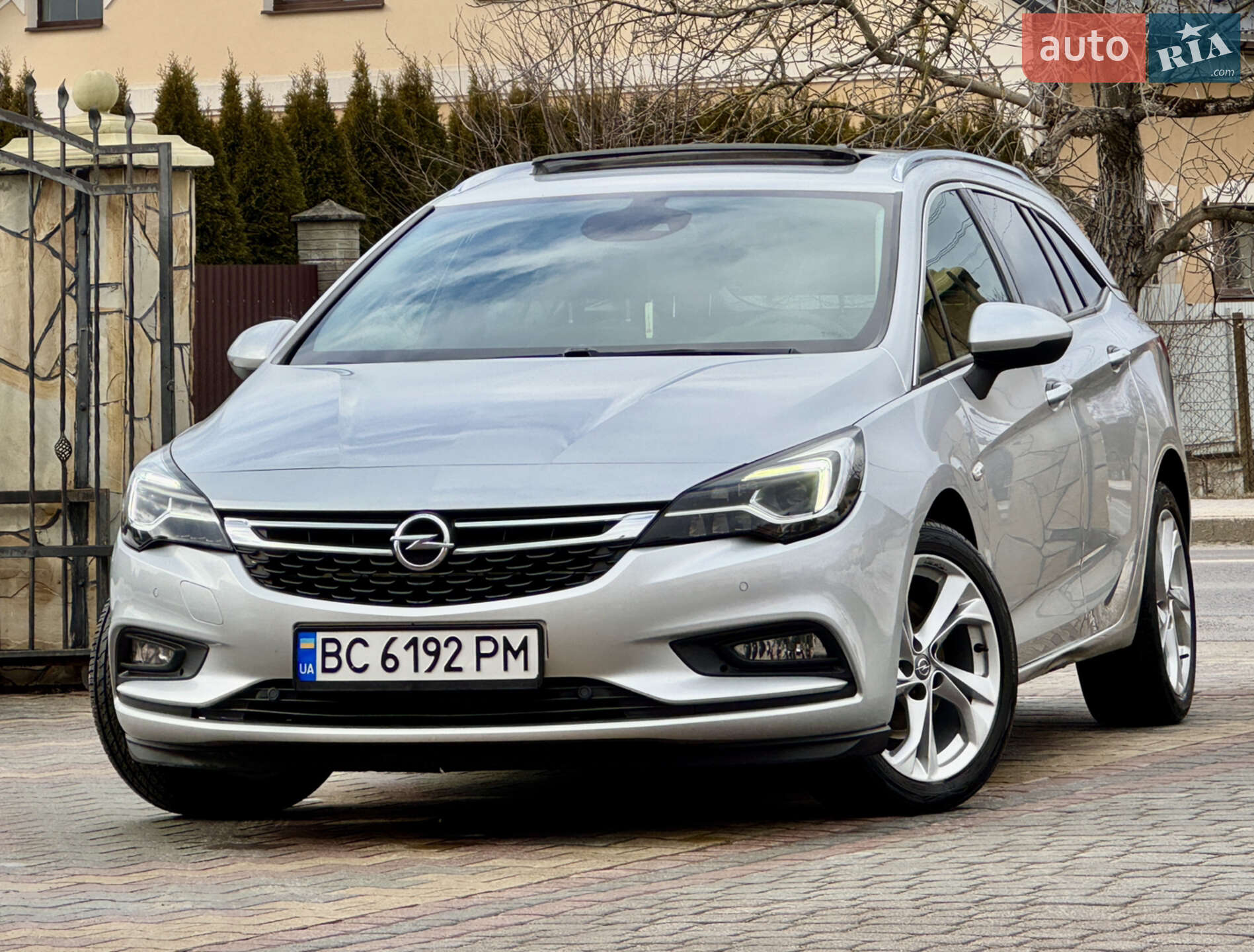 OPEL ASTRA SPORTS TOURER 2016
