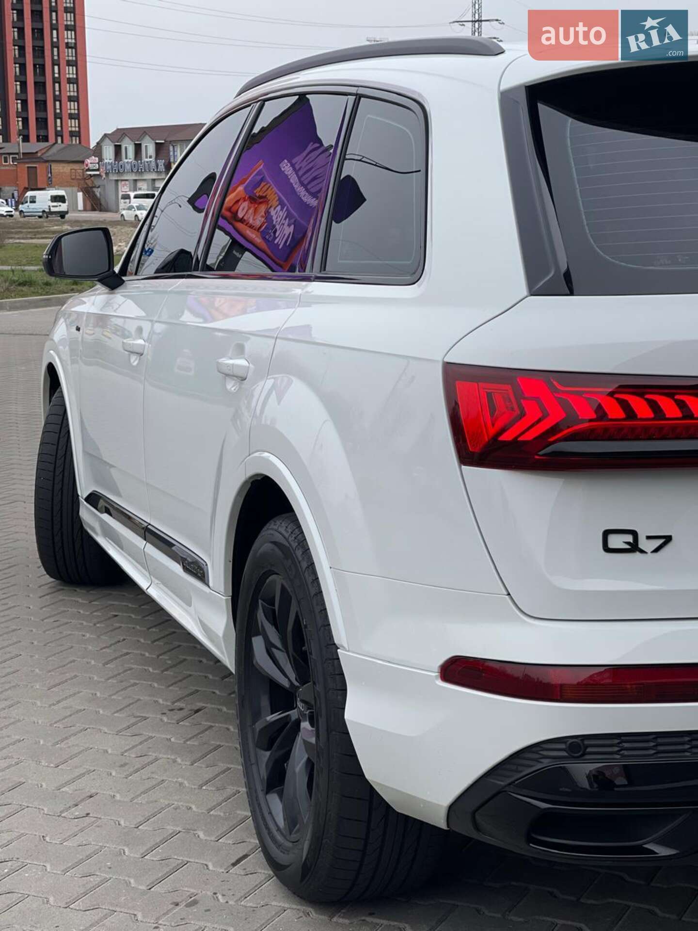 AUDI Q7 2023