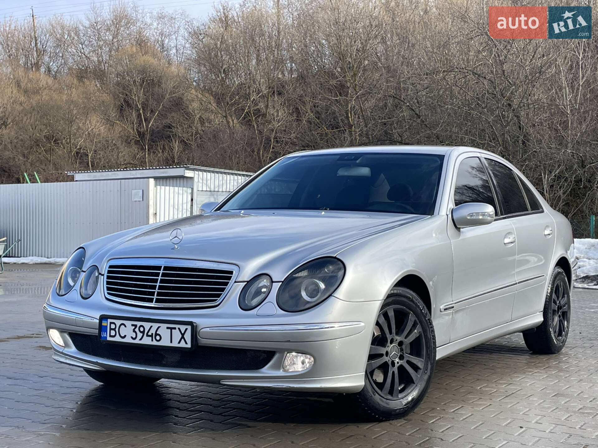 MERCEDES-BENZ E 280 2004
