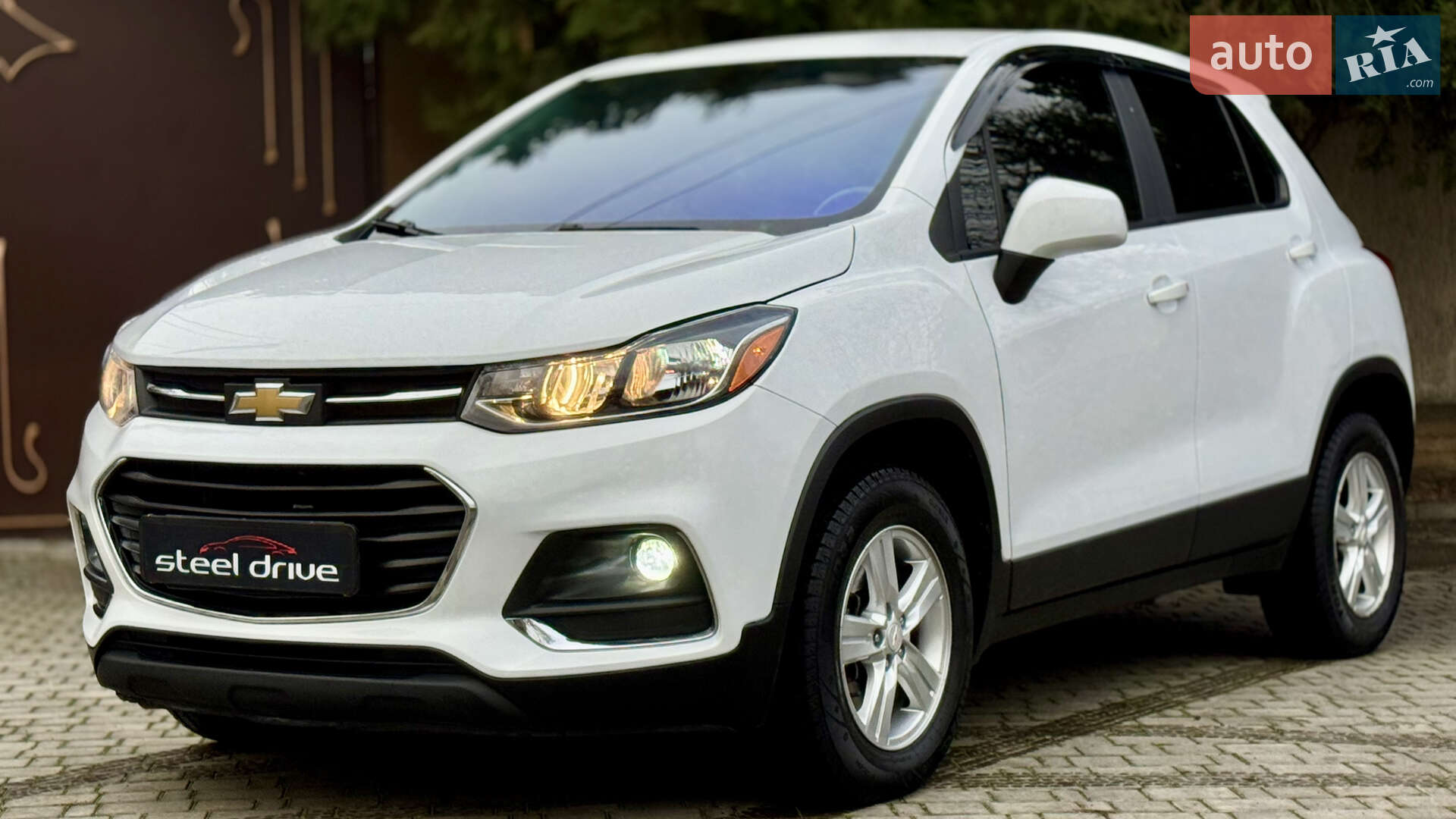 Головне фото звіту автомобіля CHEVROLET TRAX 2019