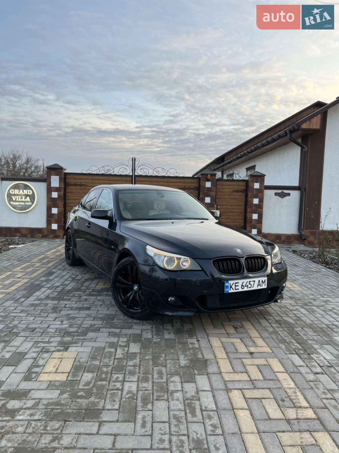 BMW 5 Series 2003