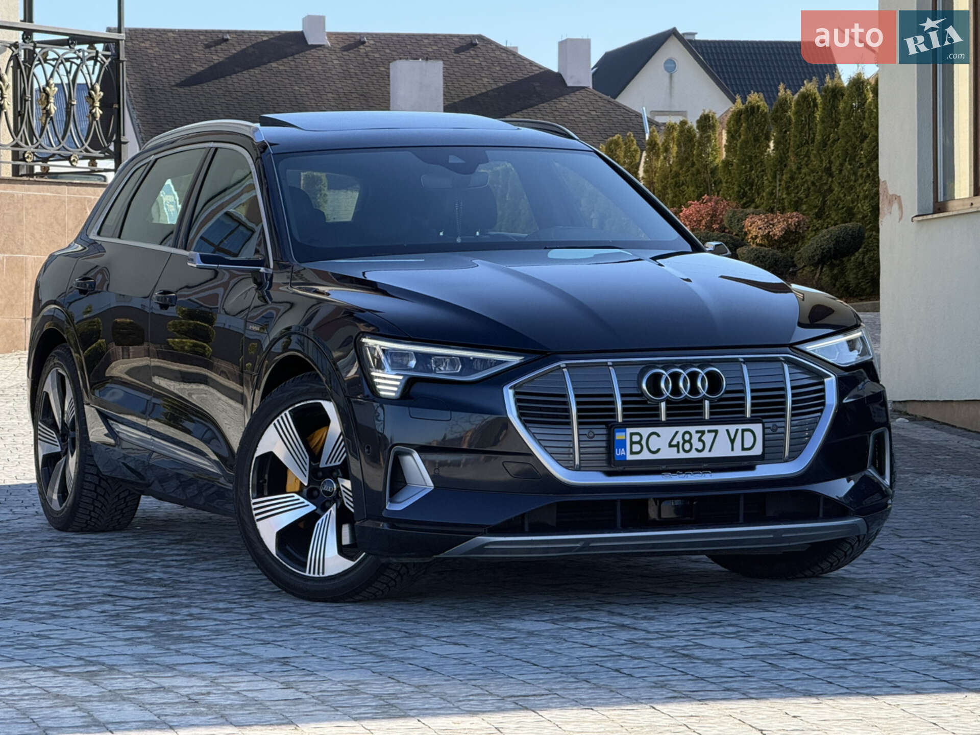 AUDI E-TRON 2018