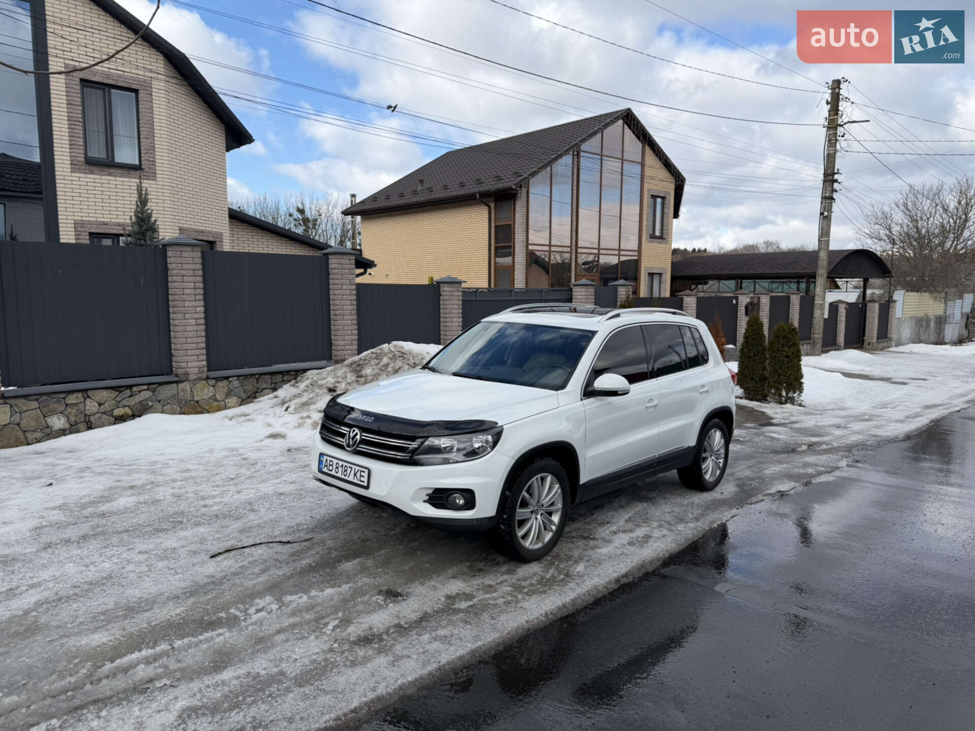 VOLKSWAGEN TIGUAN 2014
