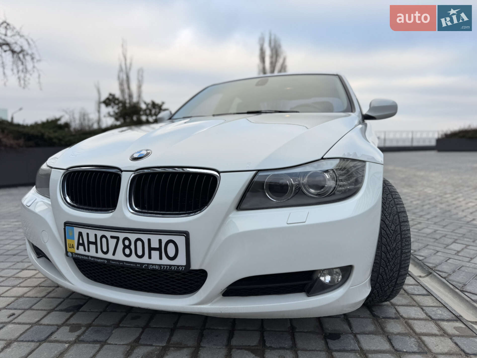 BMW 320I 2011