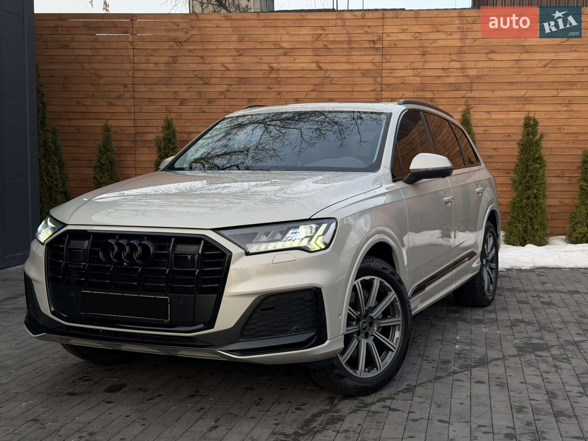 AUDI Q7 2023
