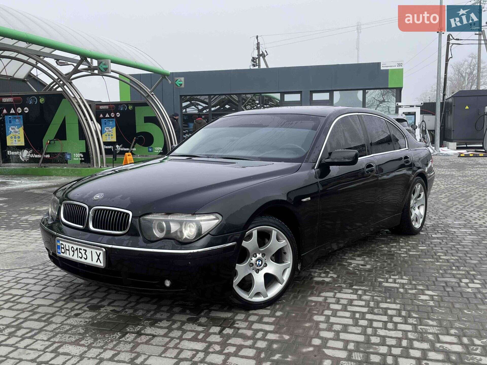 BMW 745I 2003