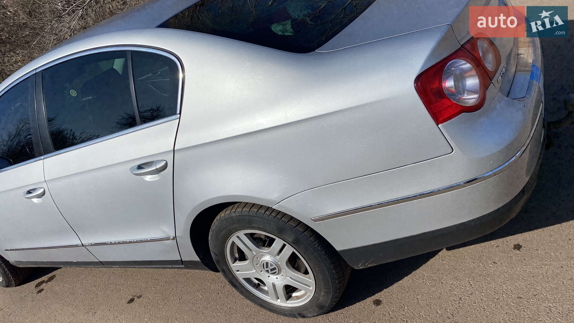 VOLKSWAGEN PASSAT 2005