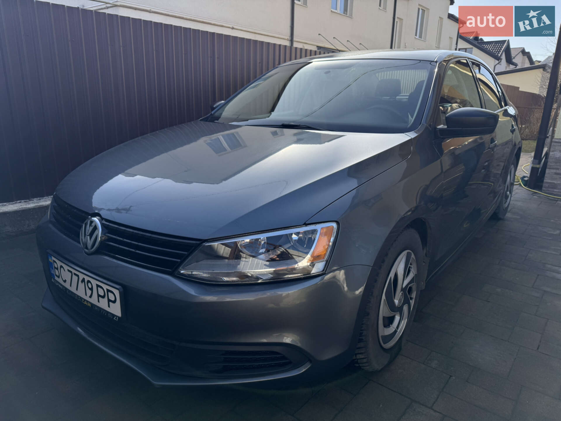 VOLKSWAGEN JETTA 2012