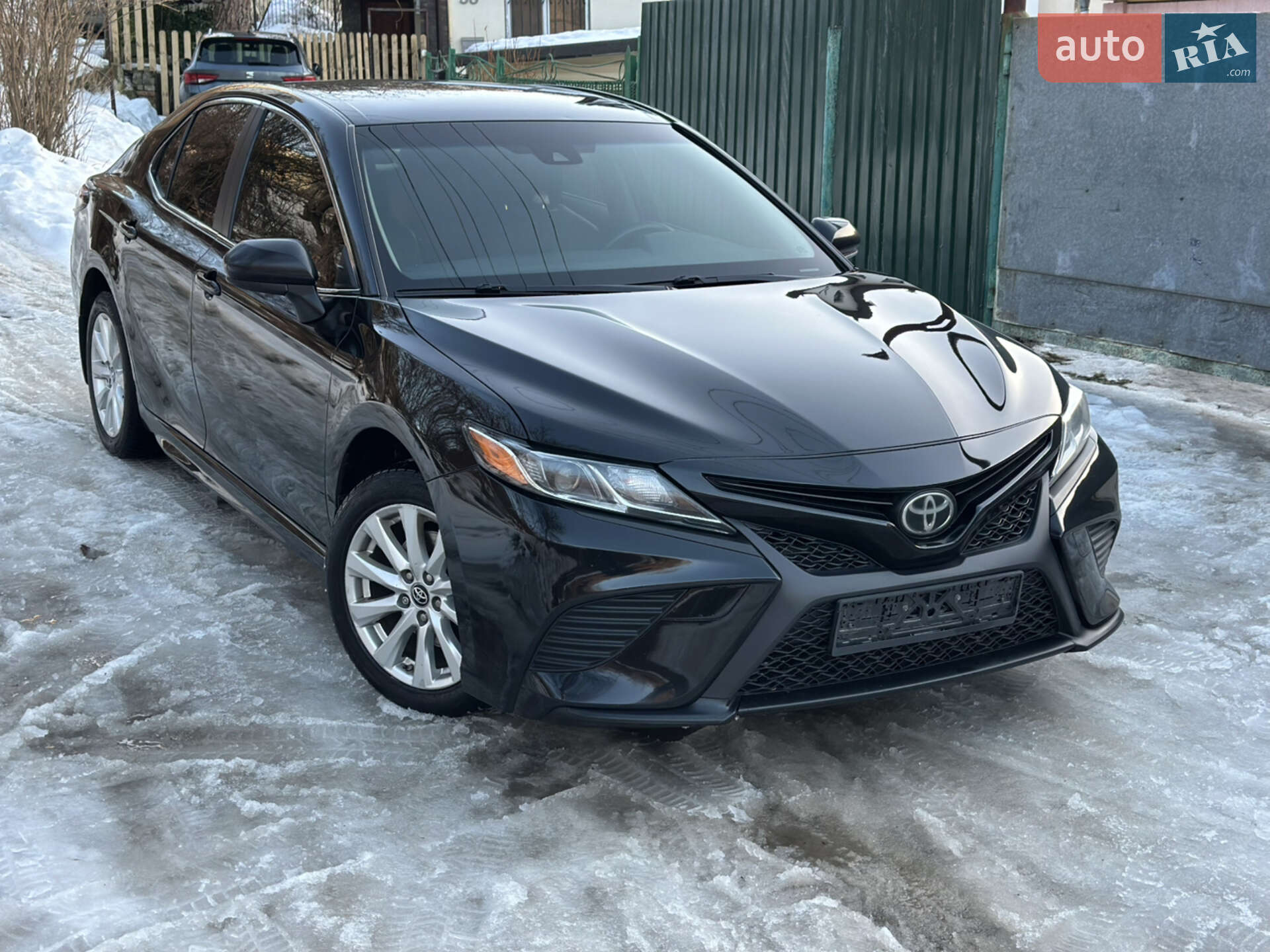 TOYOTA CAMRY 2017