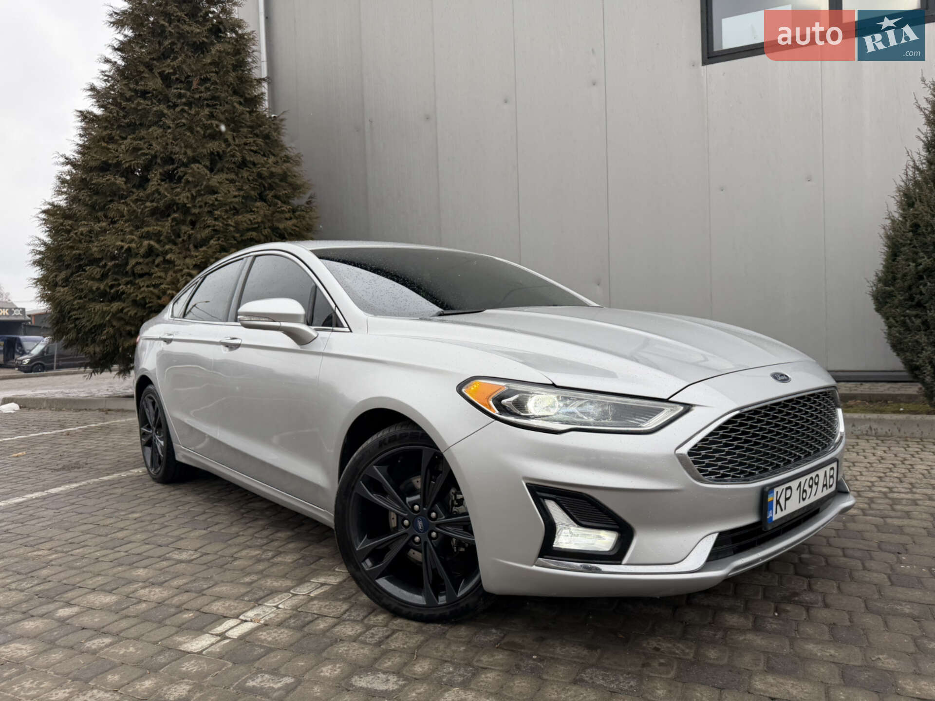 FORD FUSION 2019