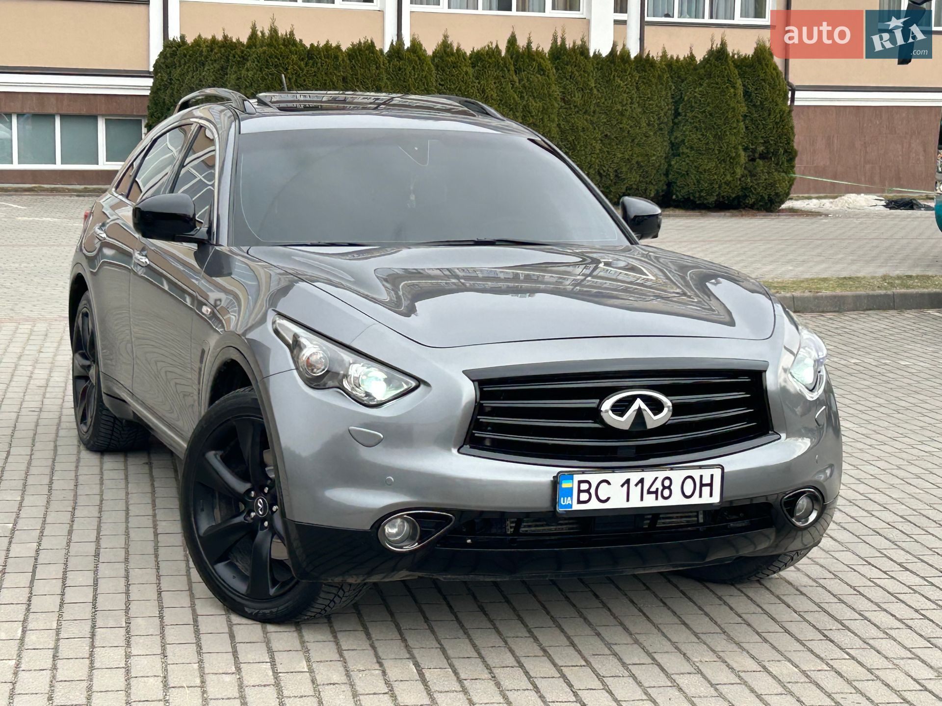 INFINITI QX70 2015