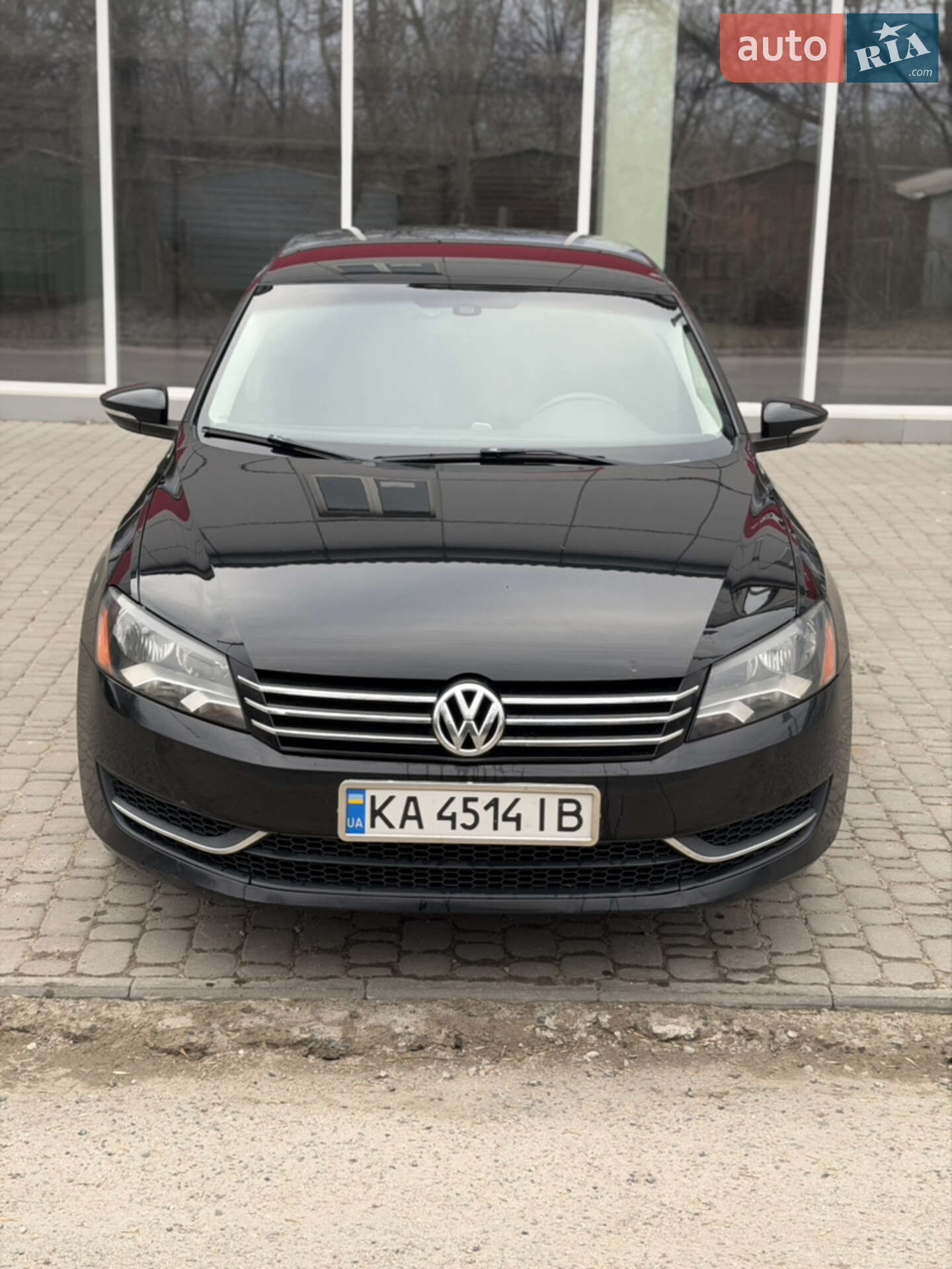 VOLKSWAGEN PASSAT 2011
