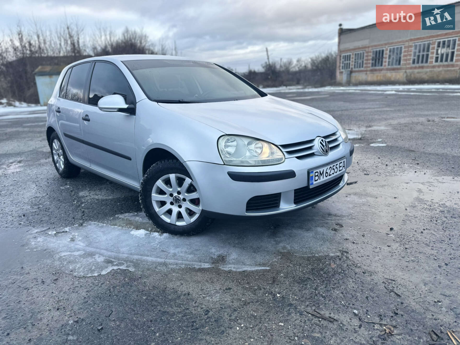 VOLKSWAGEN GOLF 2005