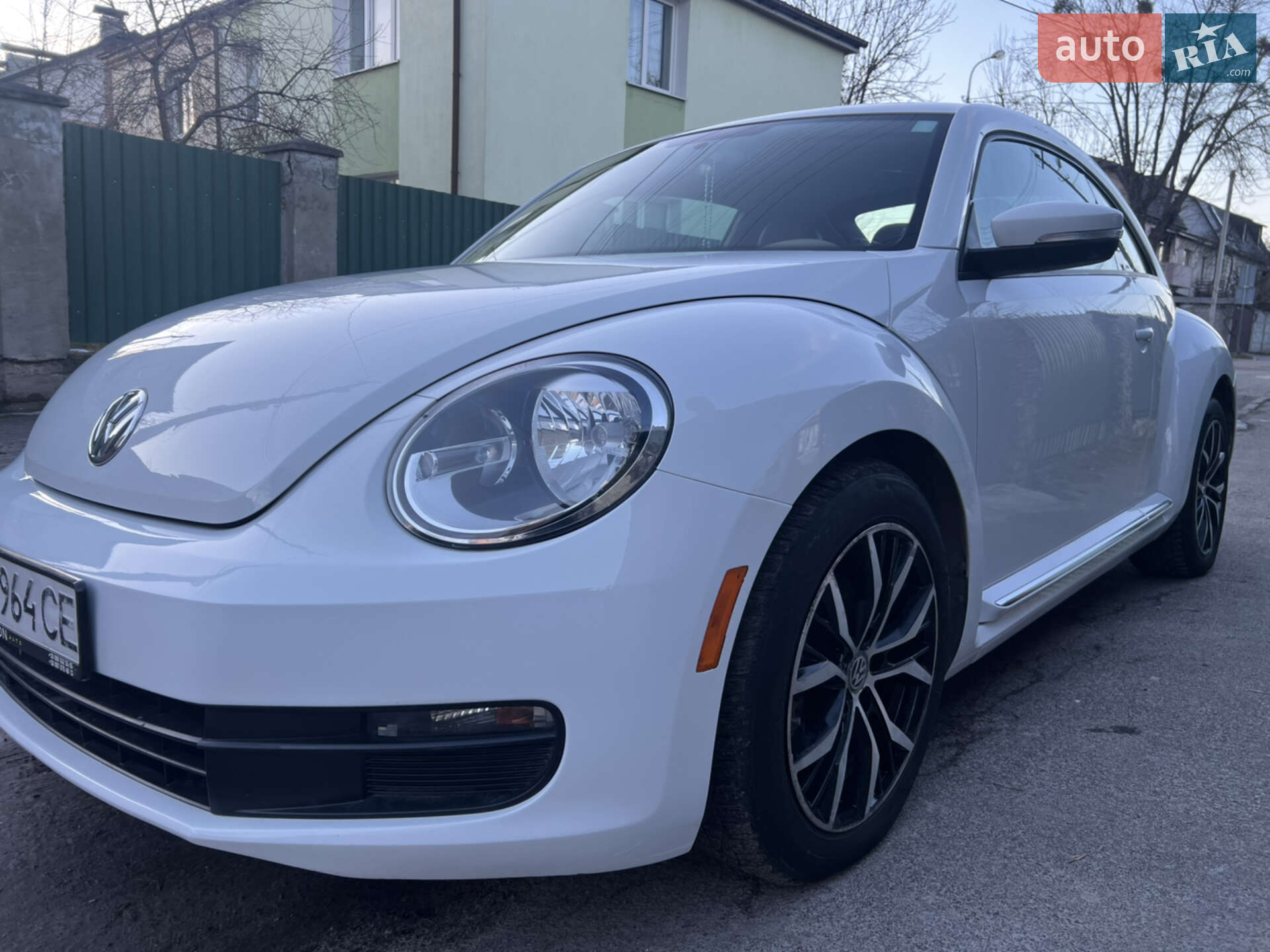 VOLKSWAGEN BEETLE 2014
