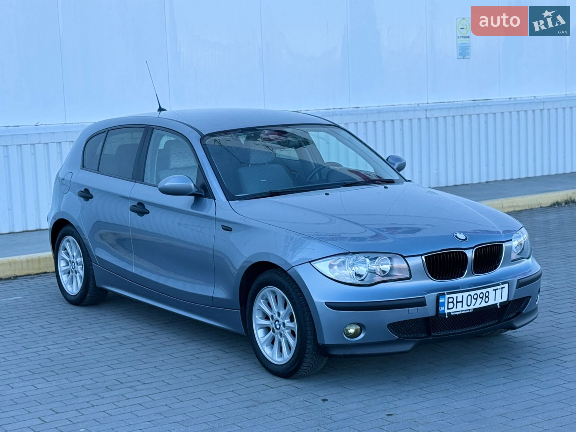 Головне фото звіту автомобіля BMW 116 I 2005