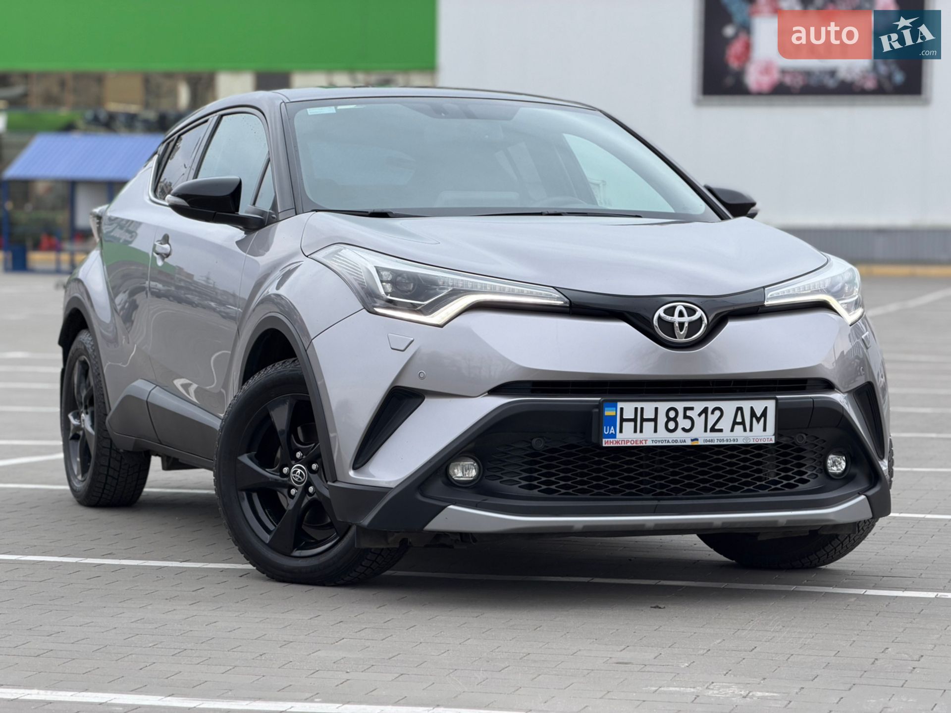 TOYOTA C-HR