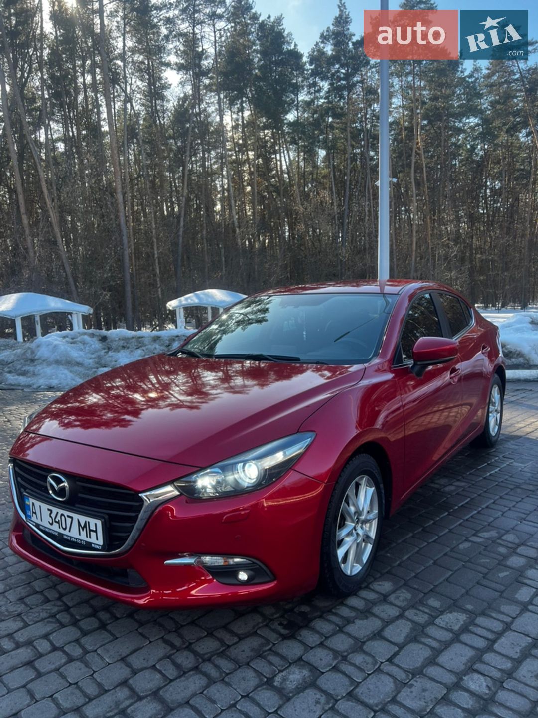Головне фото звіту автомобіля MAZDA 3 2017