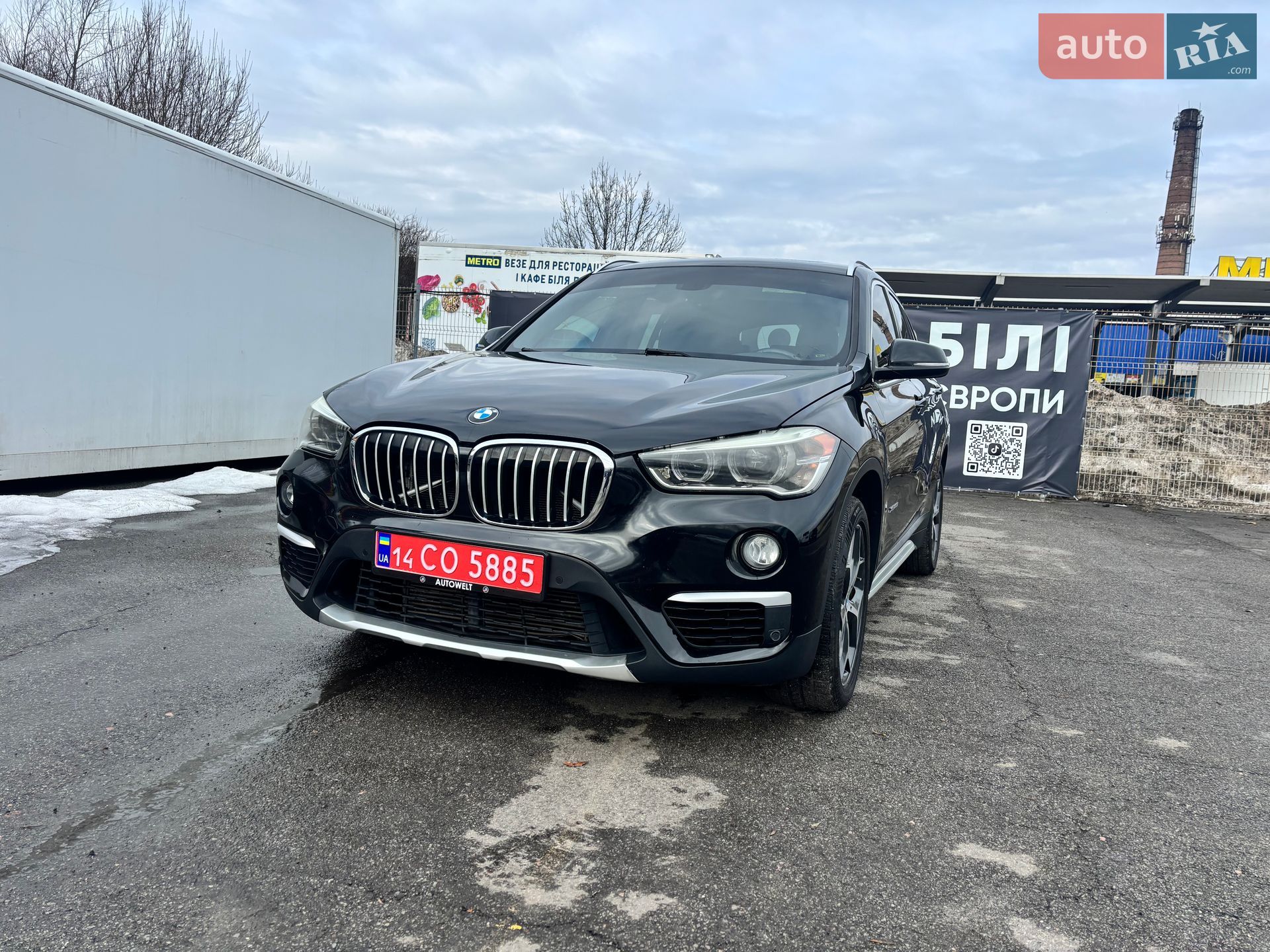 Головне фото звіту автомобіля BMW X1 2016