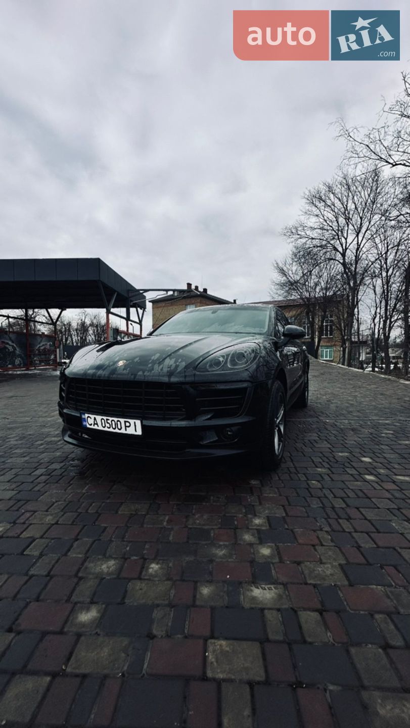 PORSCHE MACAN 2015