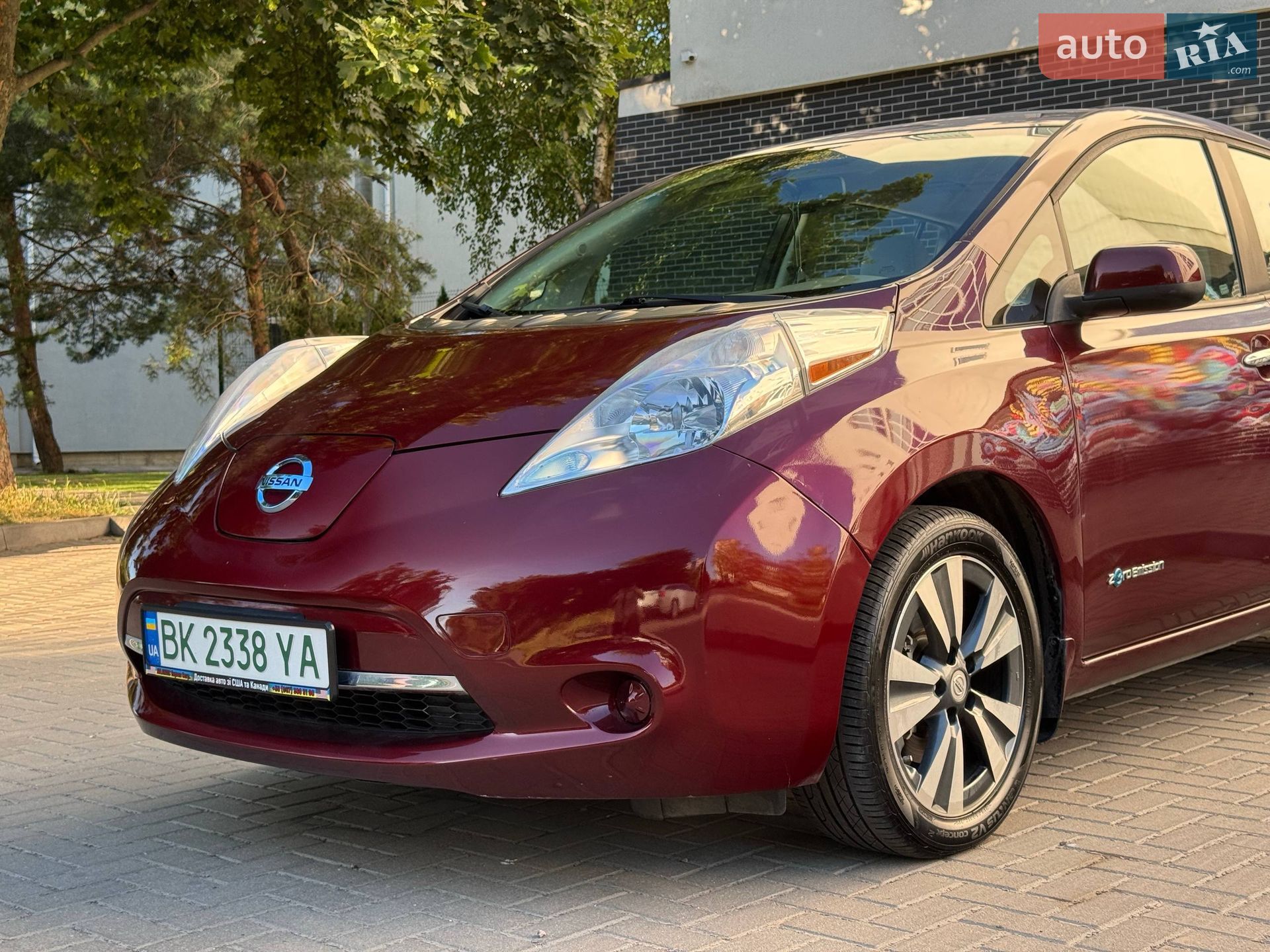 Головне фото звіту автомобіля NISSAN LEAF 2015