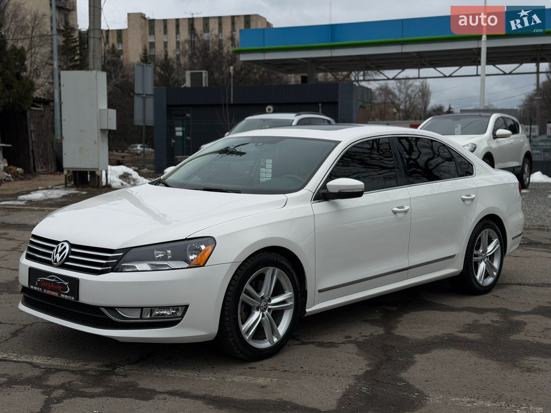 VOLKSWAGEN PASSAT 2014