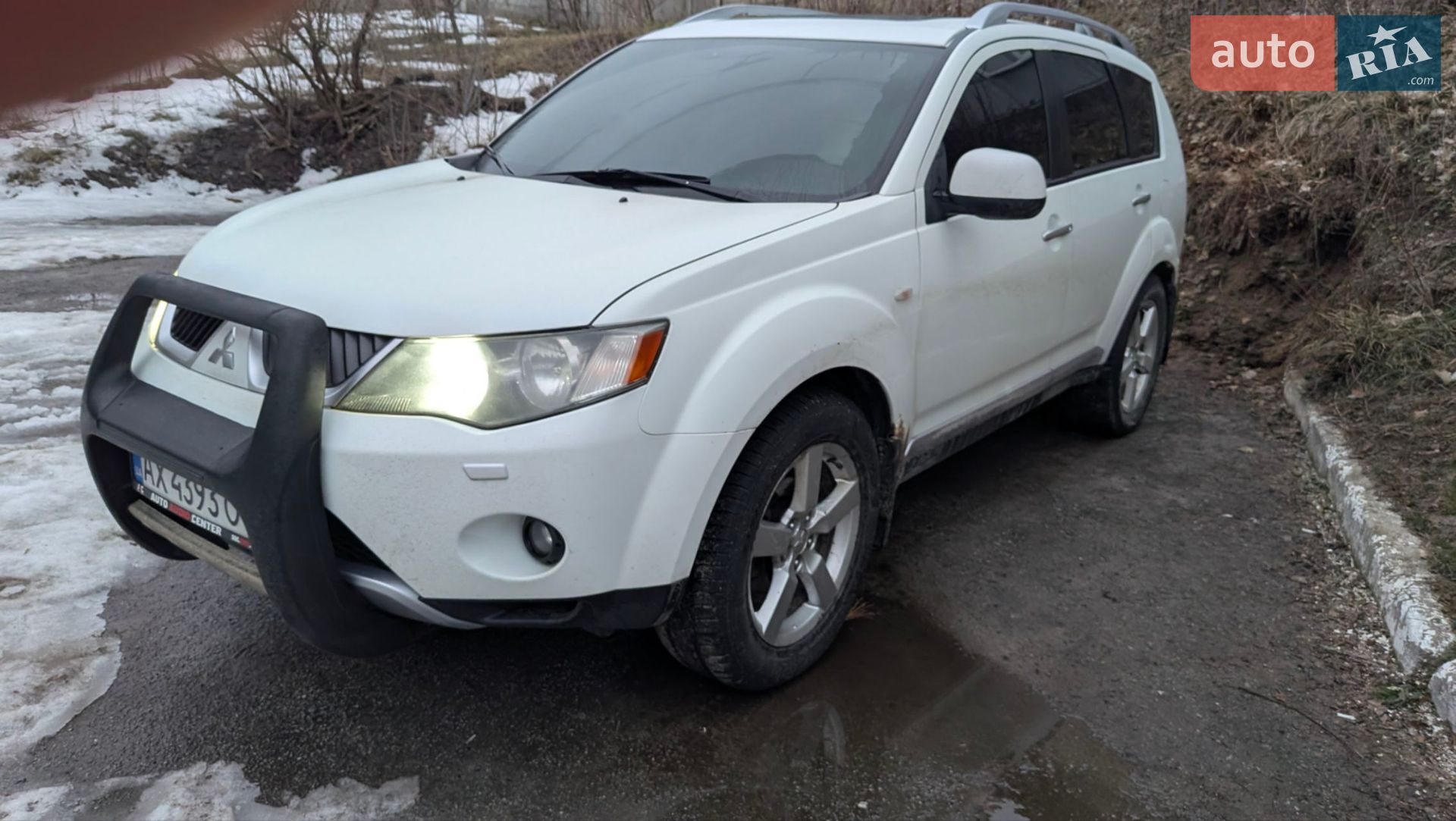 Головне фото звіту автомобіля MITSUBISHI OUTLANDER 2007
