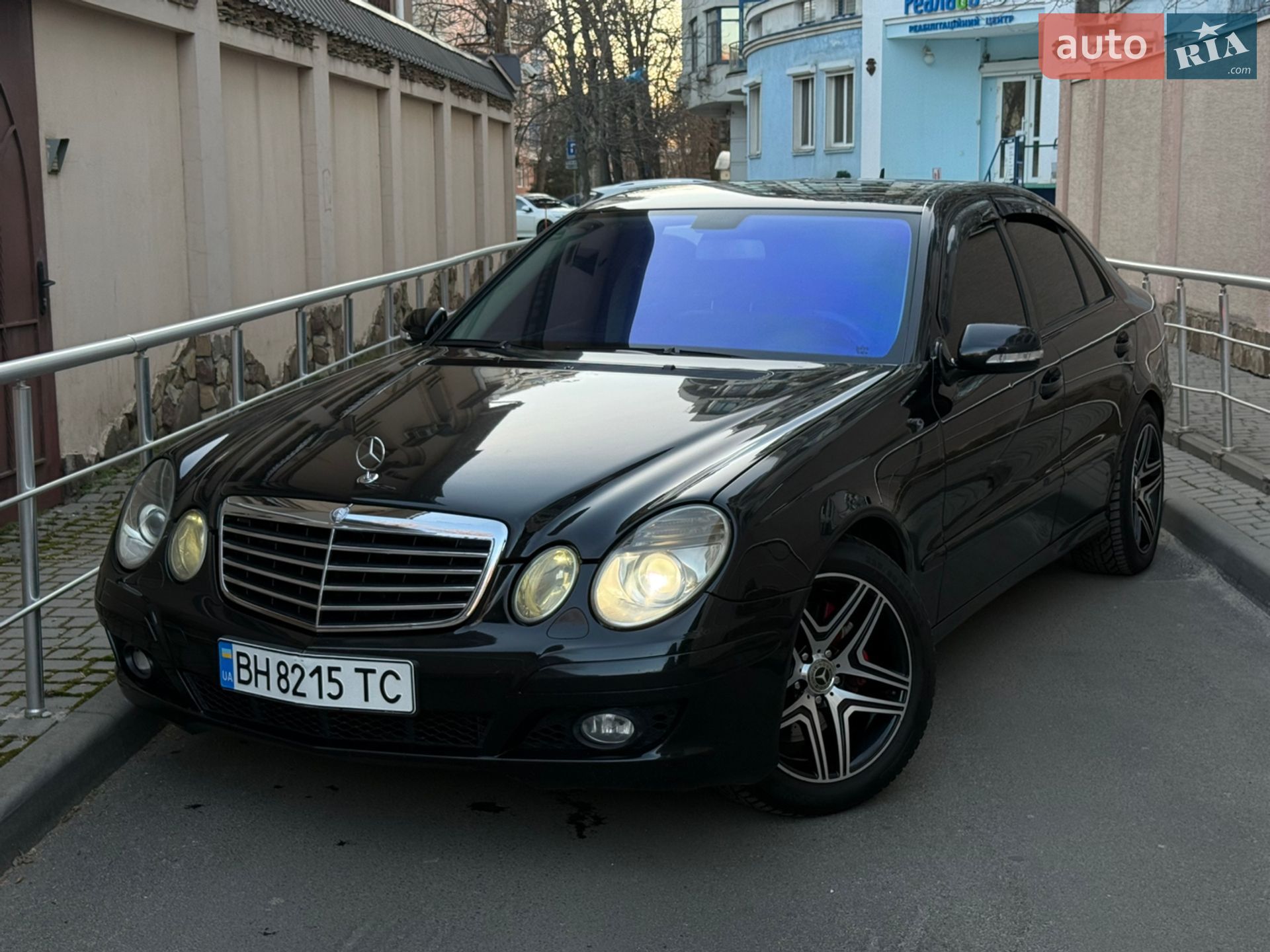 MERCEDES-BENZ E 200 2007