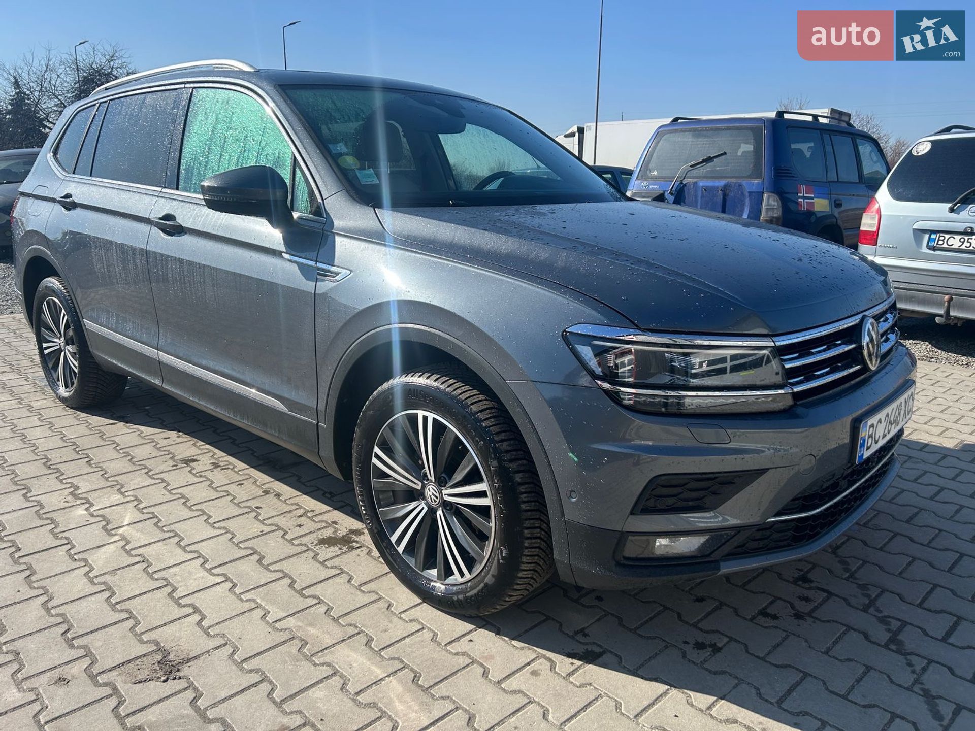 VOLKSWAGEN TIGUAN 2019