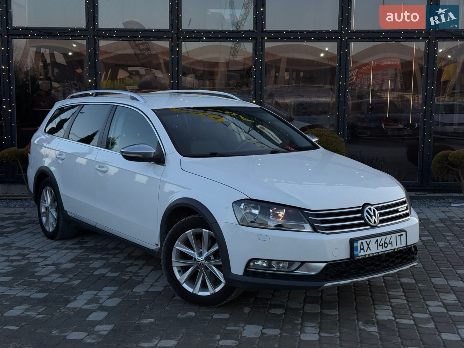 VOLKSWAGEN PASSAT 2012