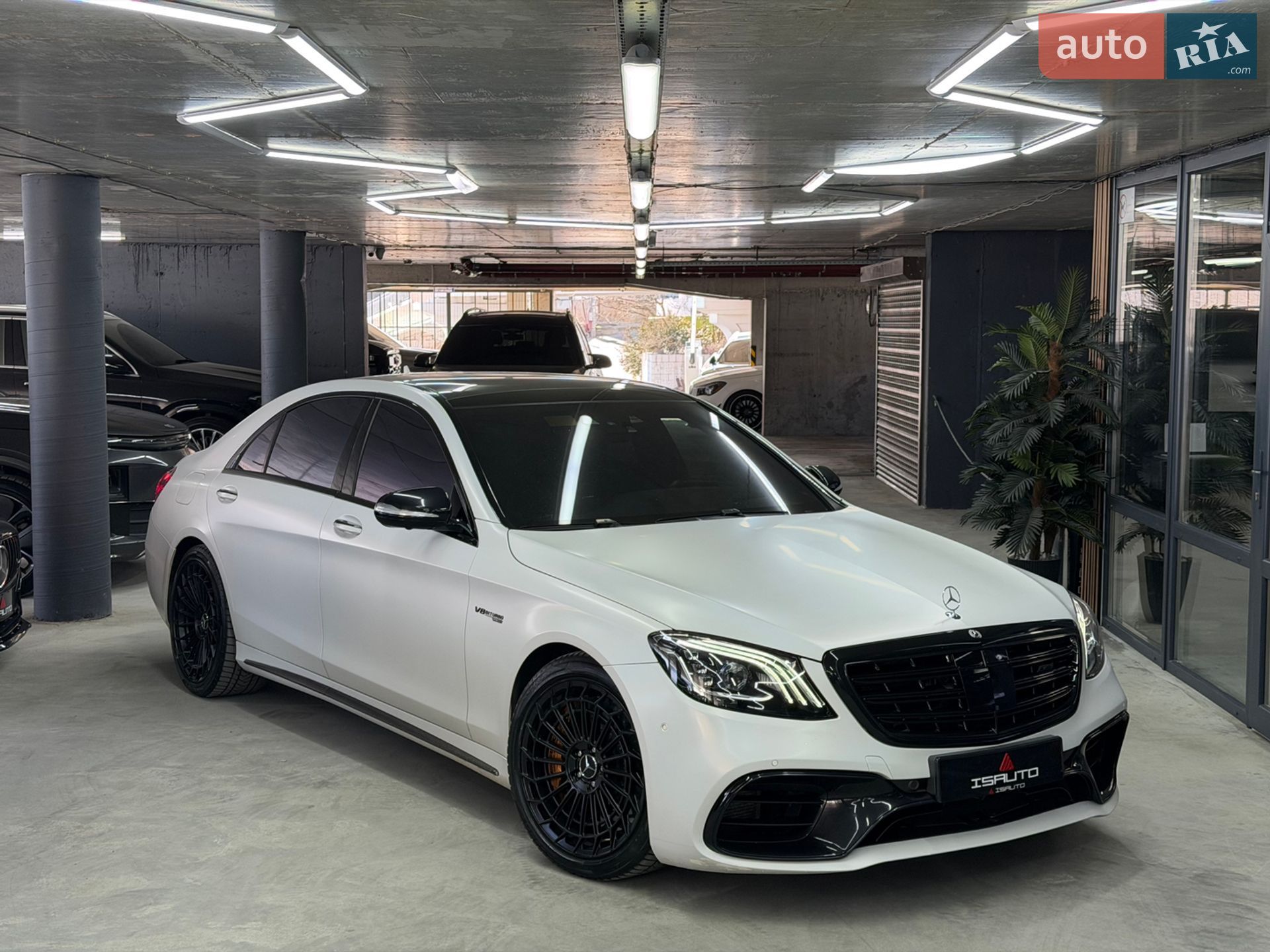 MERCEDES-BENZ AMG S 63 2016