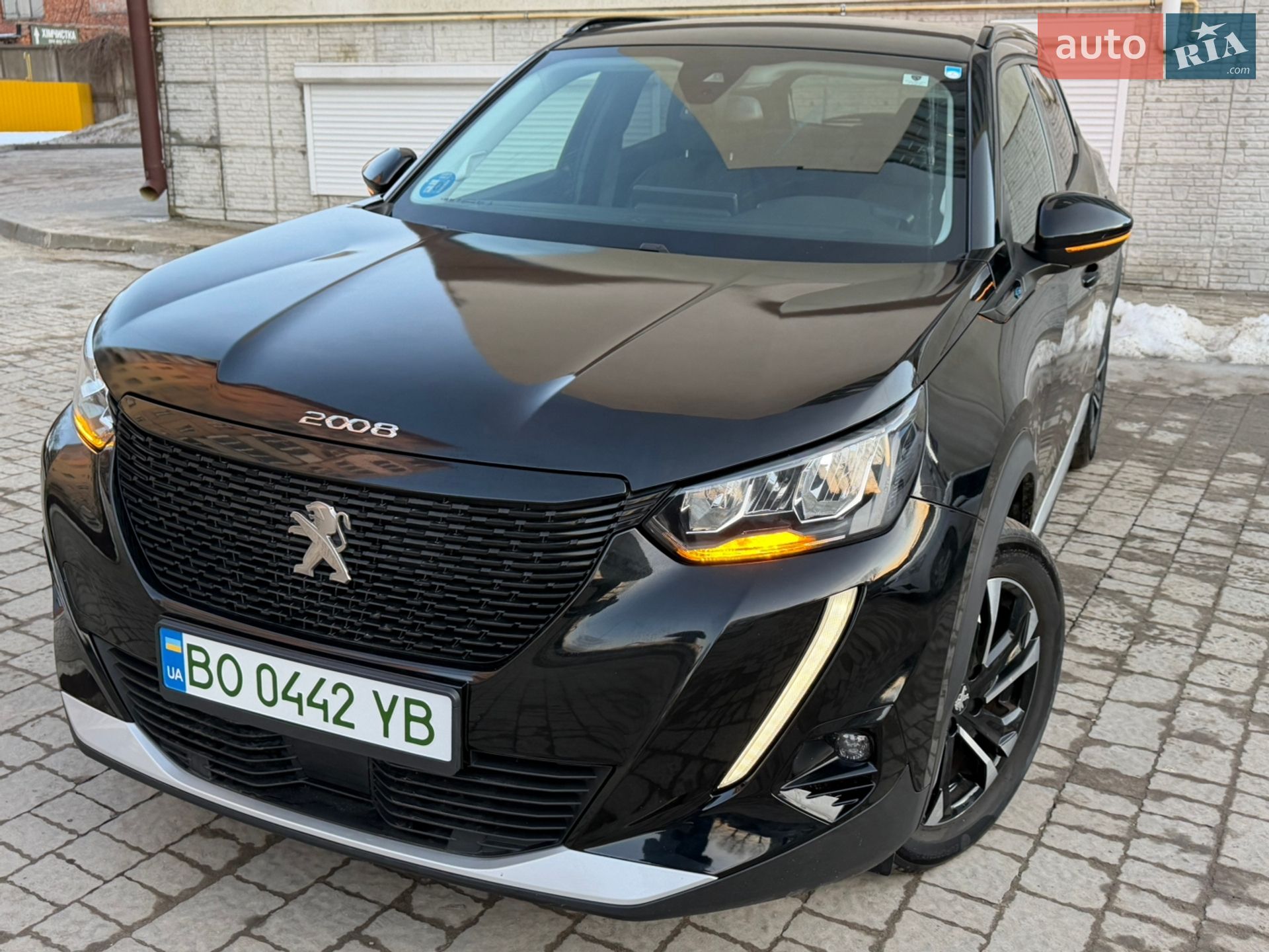 PEUGEOT E2008 2022